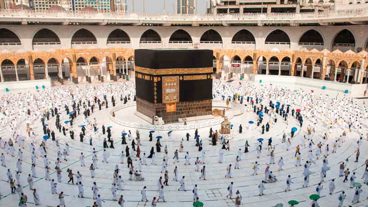 How to Perform Umrah from Dubai? - Alumrah
